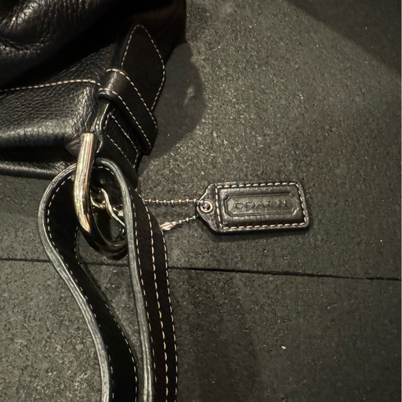 Coach vintage black leather purse - Picture 3 of 9